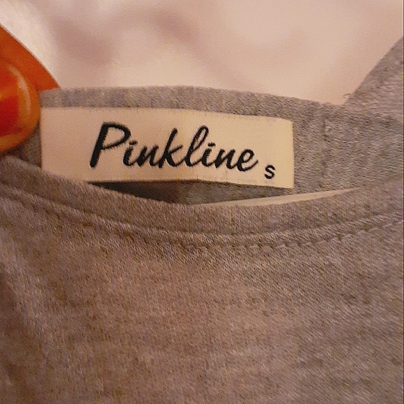 Top - Picture 2 of 3